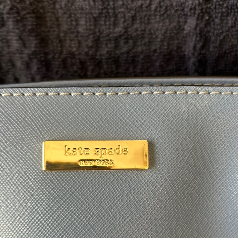 Elegant Two-Tone Tote Bag - Picture 2 of 5